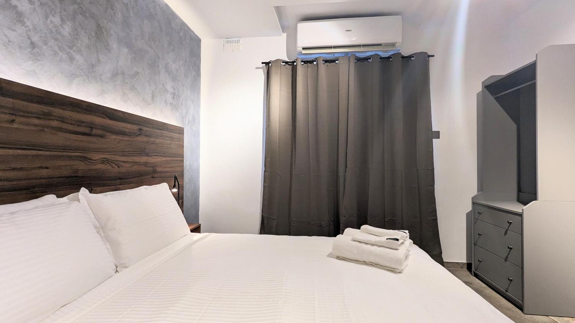 De La Croix Hotel Saint Julian's ภายนอก รูปภาพ