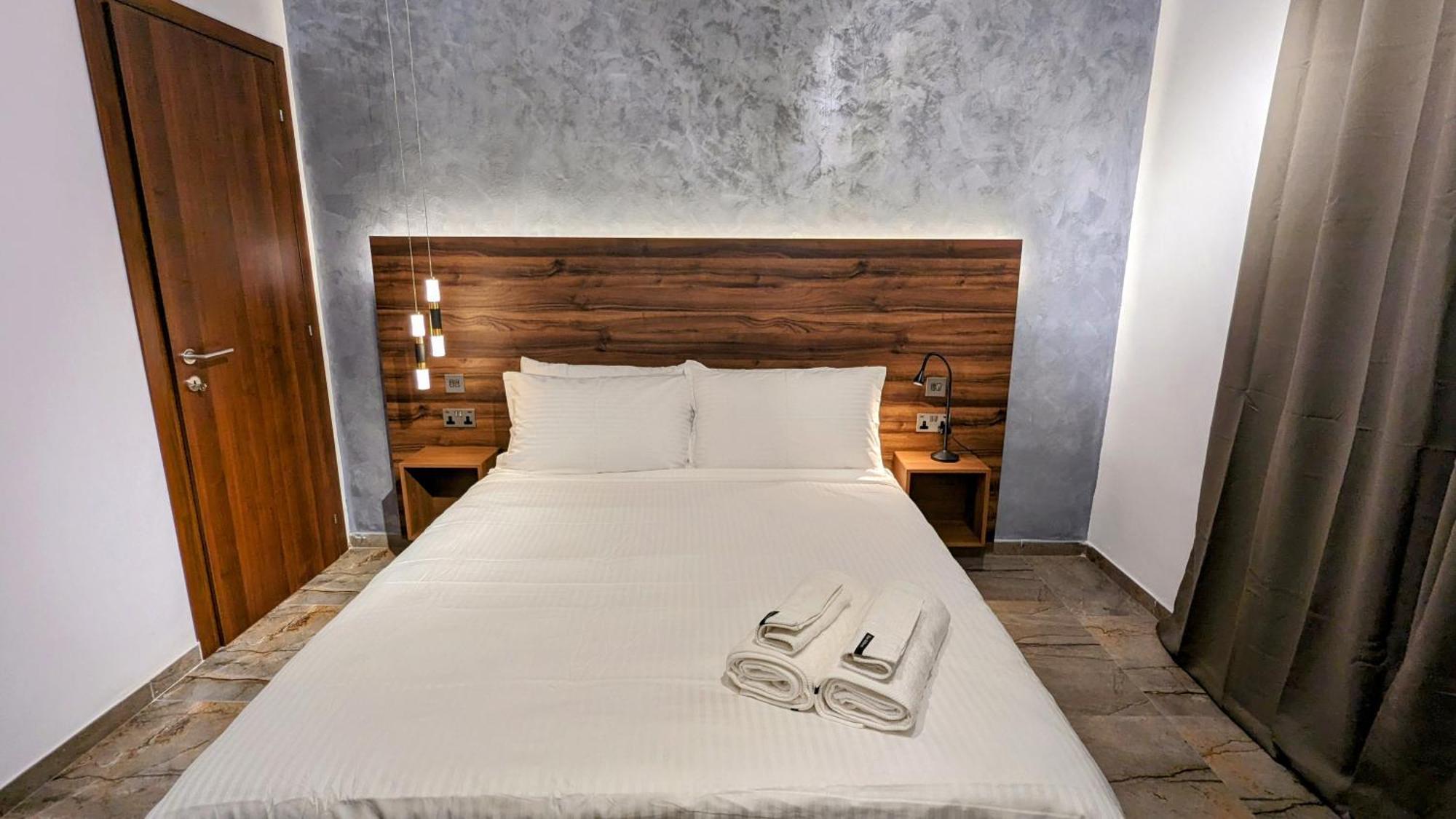De La Croix Hotel Saint Julian's ภายนอก รูปภาพ